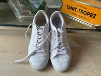 Schöne LACOSTE Sneakers Schuhe Leder weiß Baden-Württemberg - Baden-Baden Vorschau