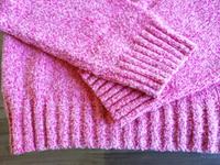 Hugo Boss Pullover kurz geschnitten Gr. 42 2 farbig pink/weiss Niedersachsen - Mittelnkirchen Vorschau