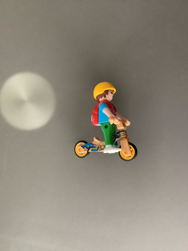 Playmobil Kind mit Fahrrad in Tauberbischofsheim