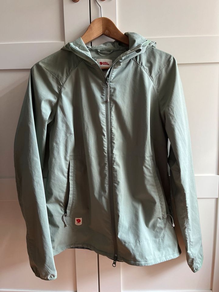 Fjällräven Windbreaker Gr.M in Köln