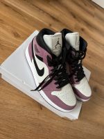 Nike Air Jordan 1 Bayern - Kempten Vorschau