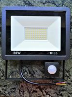 NEU 50 Watt LED Fluter mit Bewegungsmelder! Bayern - Rennertshofen Vorschau