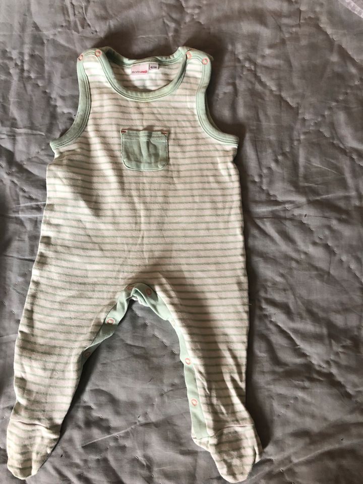 Paket Babykleidung Sommer eher „Jungen“ 62/68 in Marburg