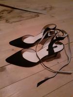 Verschiedene Damen Schuhe gr.40 Niedersachsen - Moormerland Vorschau
