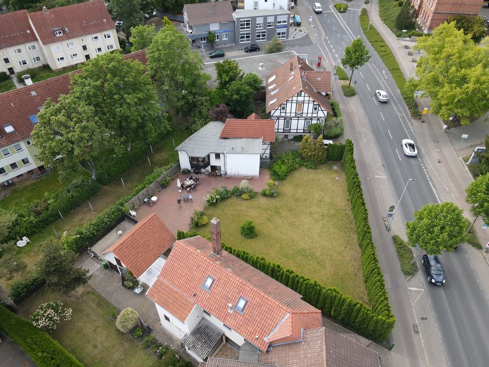 Innenstadtnah - Haus, Nebengeb., gr. Garten - renovierungsbed. in Göttingen