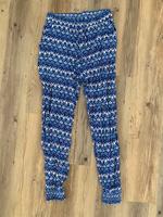 Damen Sommer leichte Hose Blumen 36 Nordrhein-Westfalen - Dinslaken Vorschau