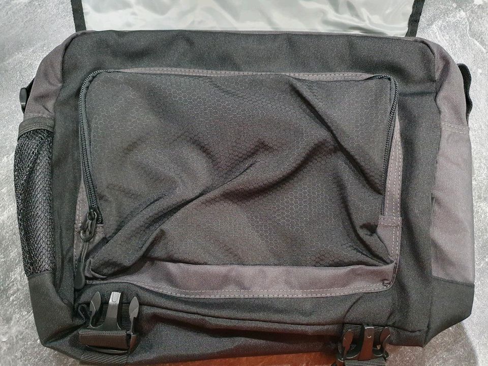 Laptoptasche in Wendeburg