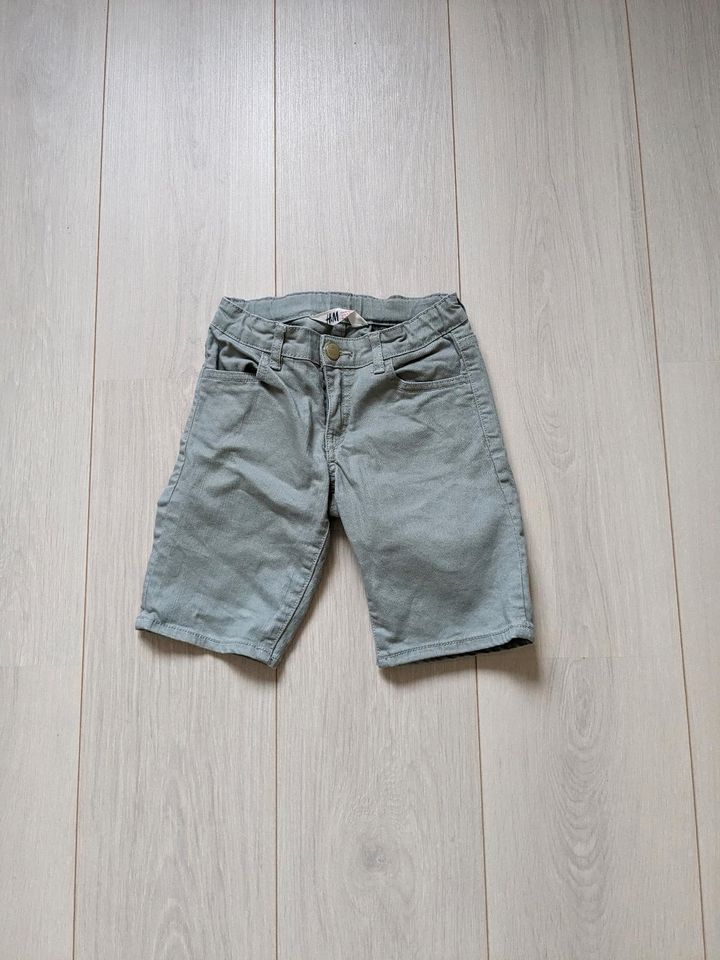 Shorts, kurze Hose - h&m - Gr 122 in Kissing