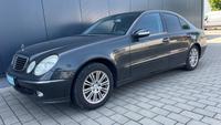Mercedes-Benz E 200 -AUTOMATIK-SHZ-PDC-PANO-TÜV-Garantie Baden-Württemberg - Holzgerlingen Vorschau