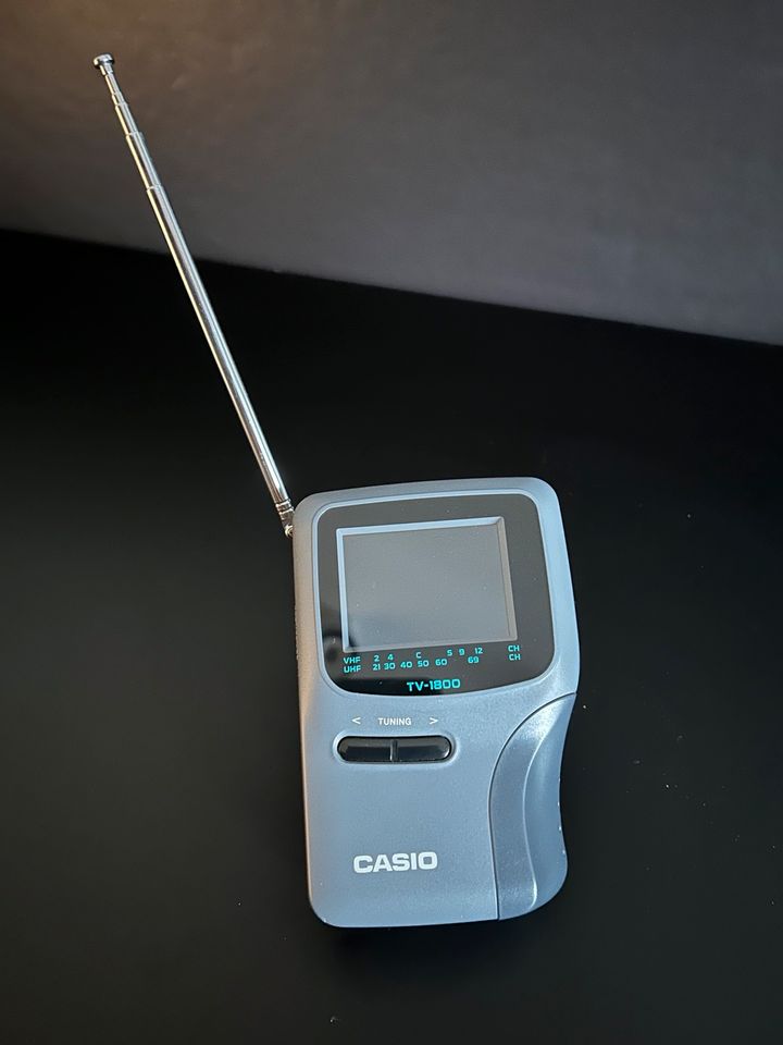 CASIO Taschenfernseher TV-1800N in Schwaig