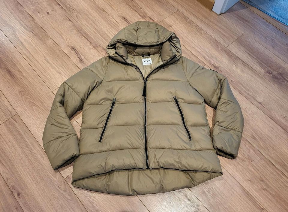 Zara Jacke Beige M in Obernkirchen