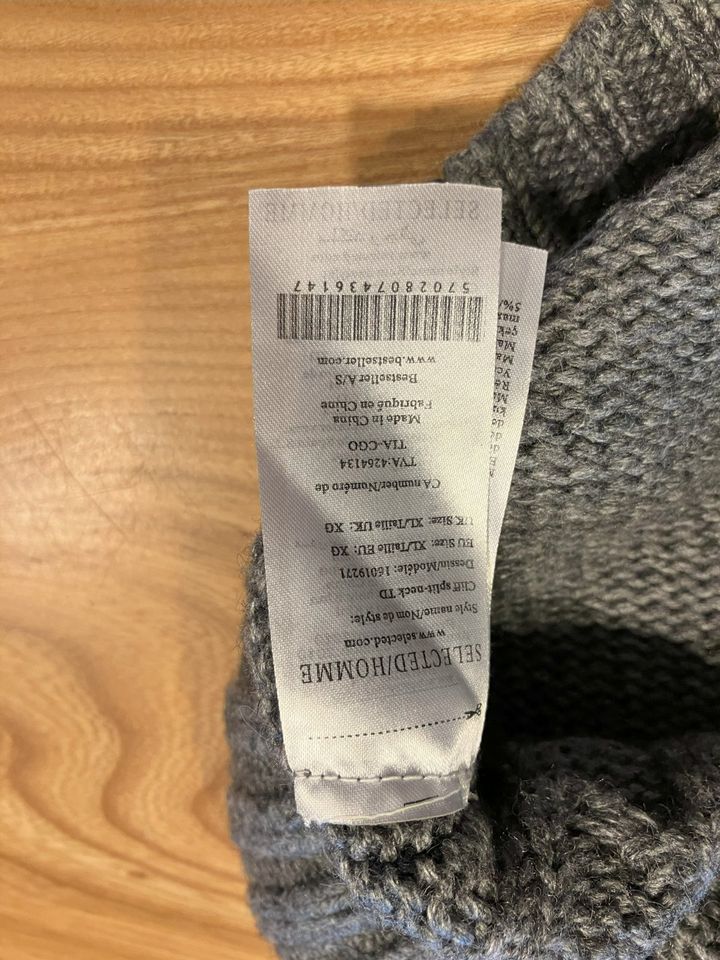 Sehr schön erhaltenener Denim & Co. Pullover Größe XL grau in Bichl