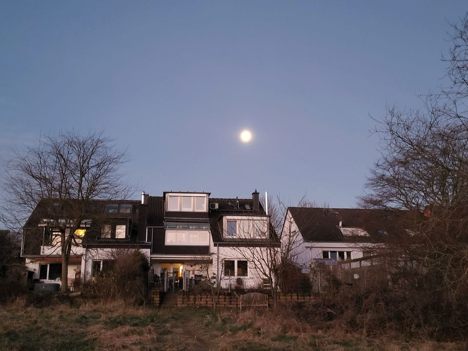 Moderne und sehr gepflegte Doppelhaushälfte in traumhafter Lage in Bonn