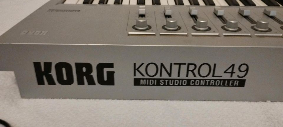 KORG CONTROLLER 49 in Kamen