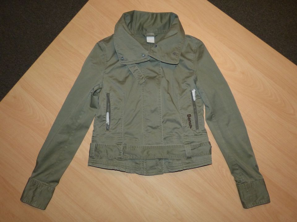 Jacke Bench Damen Gr.S (36) in Siegsdorf