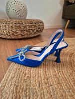 Zara high heels pumps in 39 mit steinen neu sandalen blau Nordrhein-Westfalen - Bergisch Gladbach Vorschau
