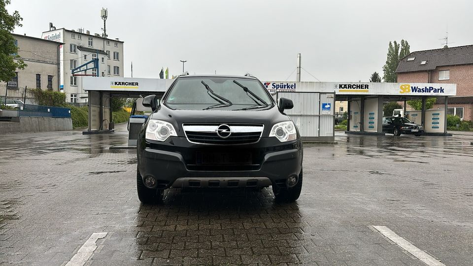 Opel Antara Cosmo 4x4 Navi Leder Temp SHZ in Hamburg