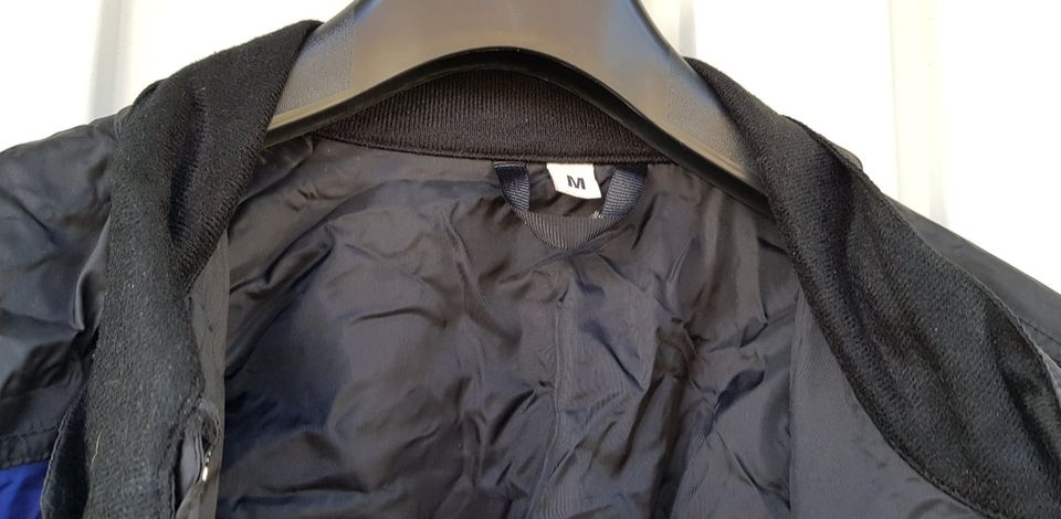 Held Motorrad Regenjacke Blau/schwarz Gr.M 4 Taschen gebraucht in Hemer