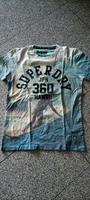 Ausgefallenes Superdry T-Shirt Gr.S 170/176 Nordrhein-Westfalen - Recklinghausen Vorschau
