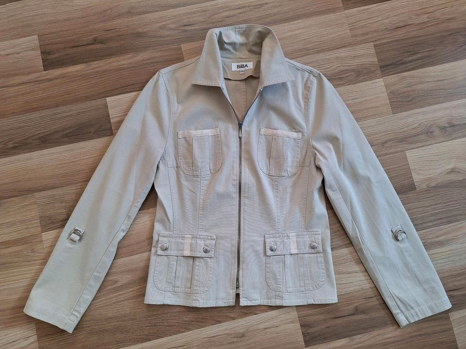 BIBA dünne leichte taillierte Jeansjacke Stretch Jacke Gr. M (38) in Nürnberg (Mittelfr)