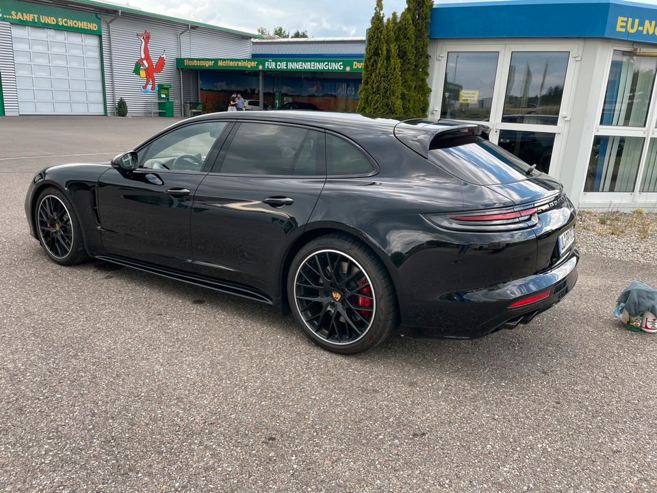 Porsche Panamera Sport Turismo Turbo KD/Approved/TÜV NEU in Allmendingen