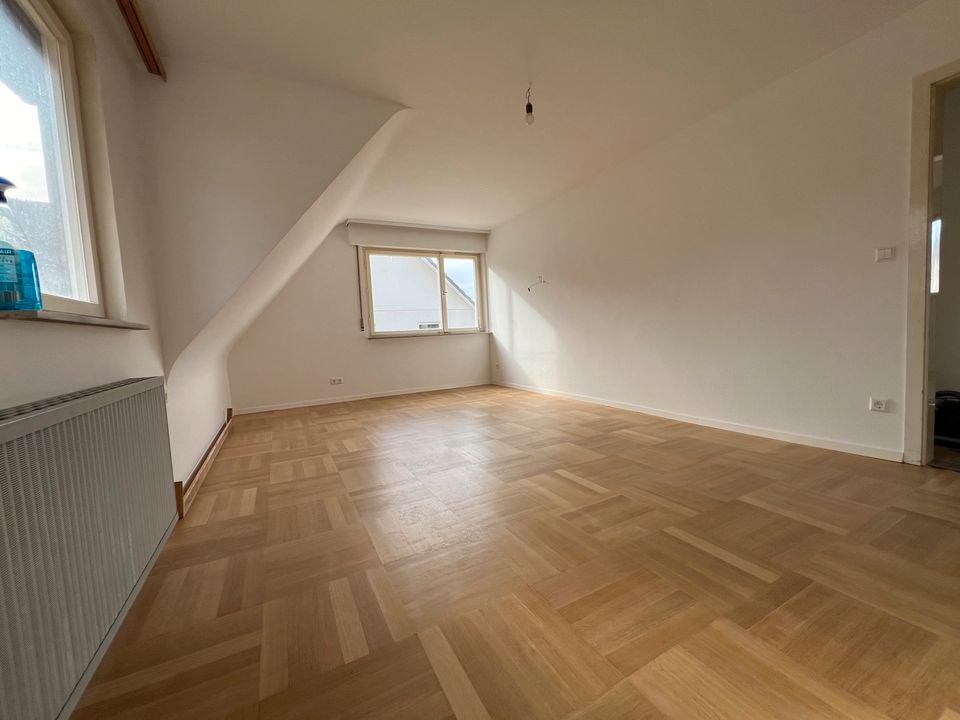 Sanierte 4-Zimmer Wohnung ohne EBK in Lenningen-Brucken in Lenningen
