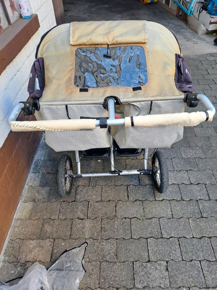 TFK Twinner Kinderwagen Zwillinge Jogger in Solms