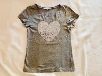 Pailletten/Silber T-Shirt/grau H&M 146/152 top Zustand Nordrhein-Westfalen - Leverkusen Vorschau