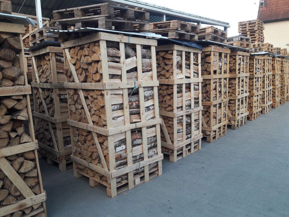 Brennholz  Holzbriketts  Europaletten geflammt  Pellets 4,50€ in Nürnberg (Mittelfr)