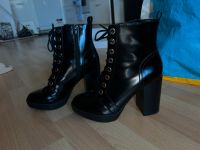 Schuhe Hoch Schuhe Stöckelschuhe gothik High Heels Düsseldorf - Bilk Vorschau