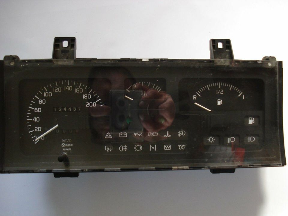 Renault Clio 1 Kombiinstrument, Tachometer, Instrumententafel in Hainspitz