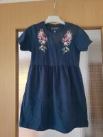 blue seven Kleid Gr 122 blau Blumen Sommer Nordrhein-Westfalen - Rietberg Vorschau