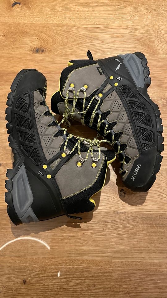 neuwertig Salewa 63424-0682 MS Alp Flow GTX Smoke/ Yellow in Ingolstadt