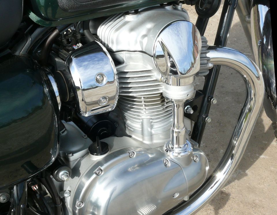 Kawasaki W 800 in Panketal