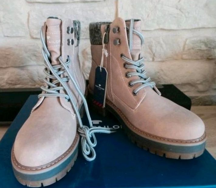 Tom Tailor Schnürboots mit Strickkragen Gr. 38 *ungetragen* in Bochum