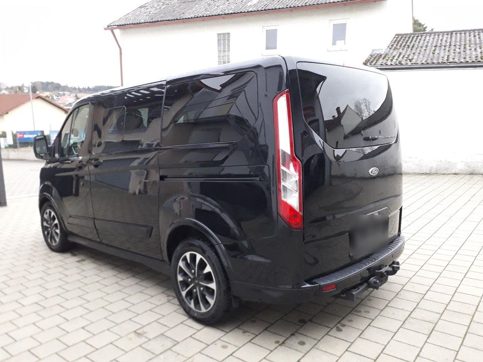 Ford Tourneo Custum Edition Sport mit 8 Sitze leder Navi in Altmannstein