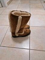 UGGS hellbraun gr. 36  mit Reinigubgs Set Nordrhein-Westfalen - Dormagen Vorschau