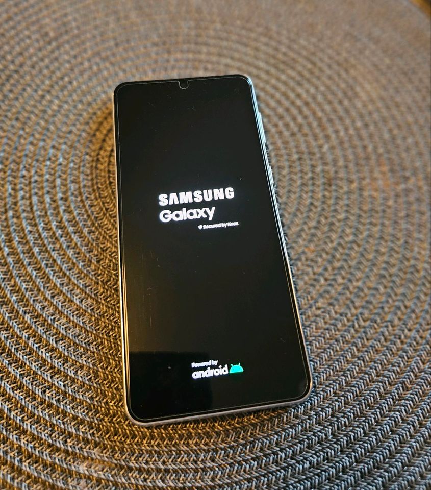 Samsung Galaxy S21+ Plus Handy Smartphone  Dual Sim in Dresden
