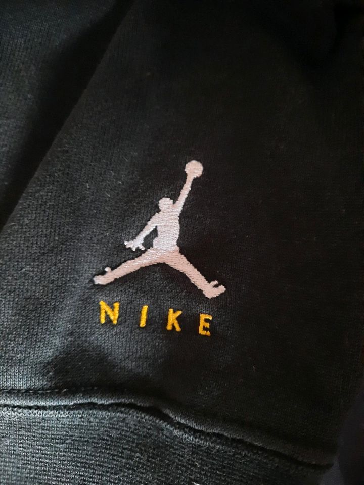 Nike Air Jordan Sweater M in Bonn