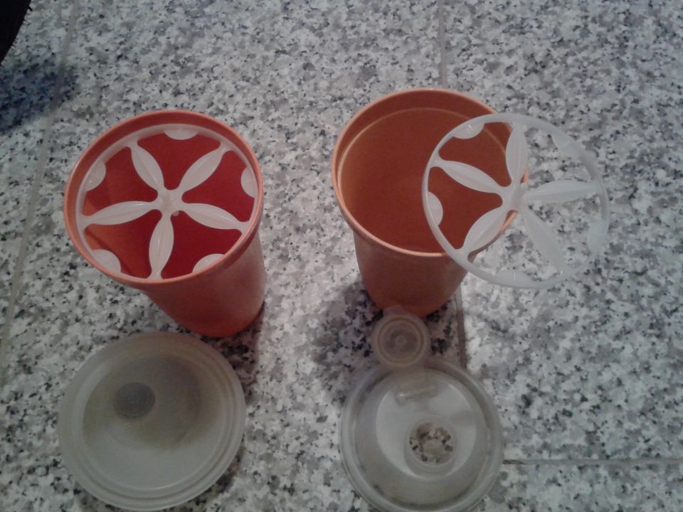 2x Tupperware Shaker / Sahnemixer orange in Veitsbronn