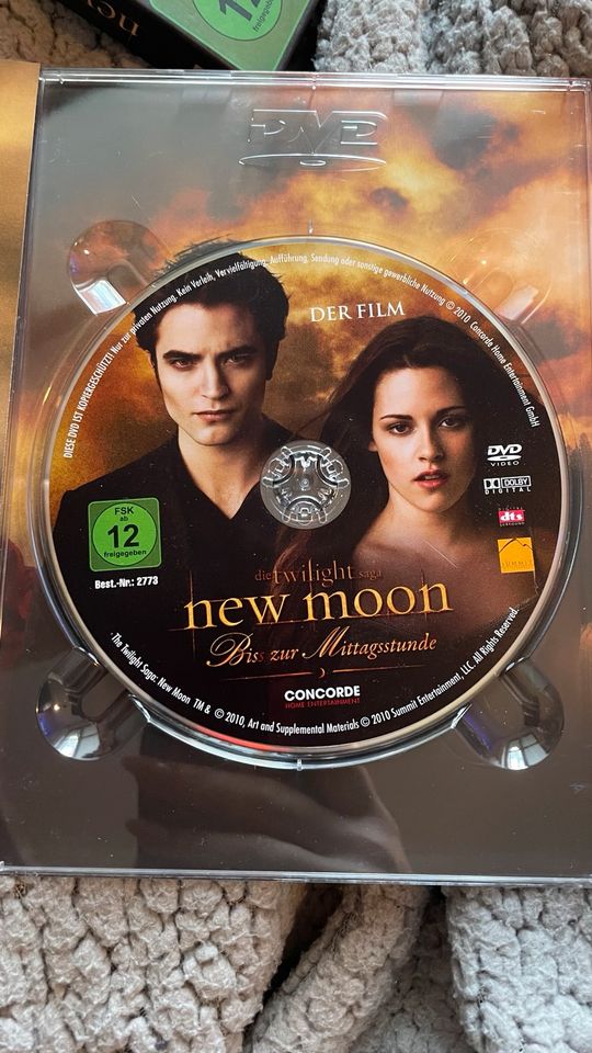 DVD Twilight new moon + extra DVD in Buxtehude