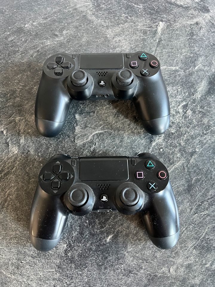 PlayStation 4 1tb SSD + 2 Controller in Euskirchen