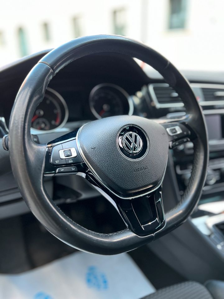 VW Golf 7 150 PS TDI 4-Motion BMT *Highline*Leder,Navi,Ergo in Marktoberdorf