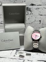 Calvin Klein Damenuhr Edelstahl Quarz Perlmut Sachsen-Anhalt - Wolfen Vorschau