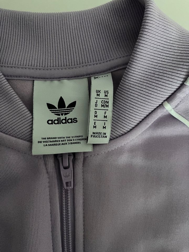 ADIDAS Originals Unisex Purple in Gr.M in Hamburg