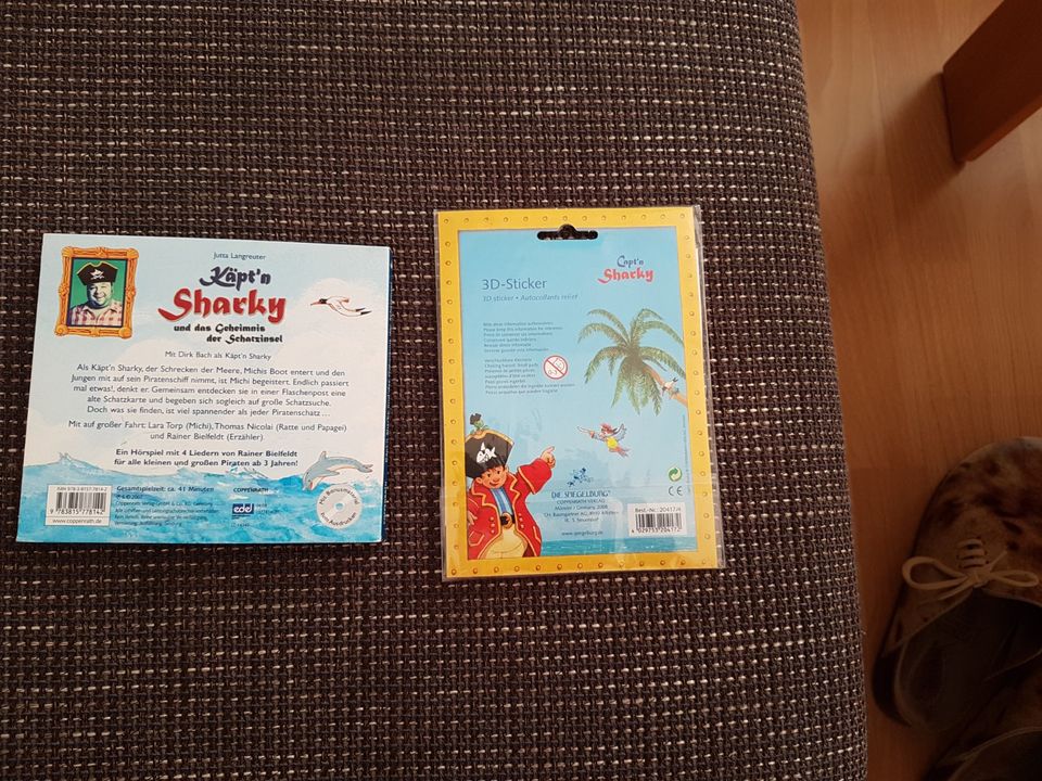 CD "Käpt'n Sharky und das Geheimnis der Schatzinsel" + Sticker in Donaustauf