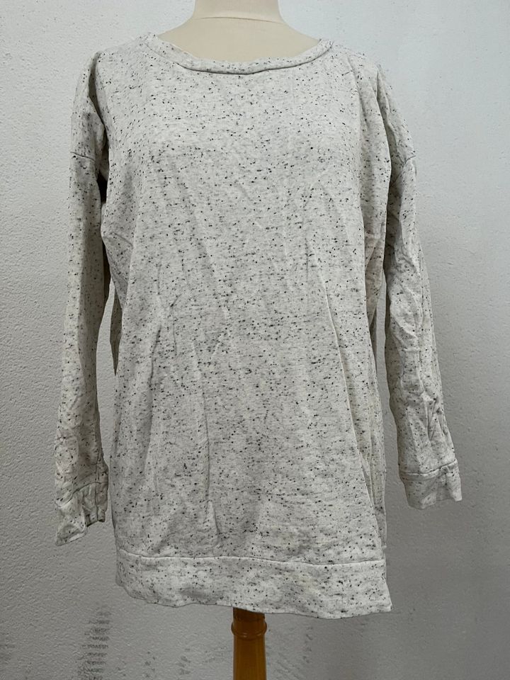 Pulli mit Reißverschluss hinten, loose fit, 30 in Göttingen