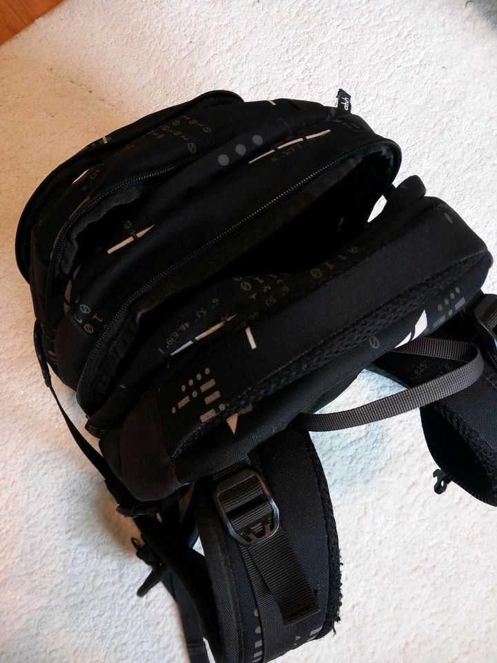 Satch Schulrucksack schwarz in Hamburg