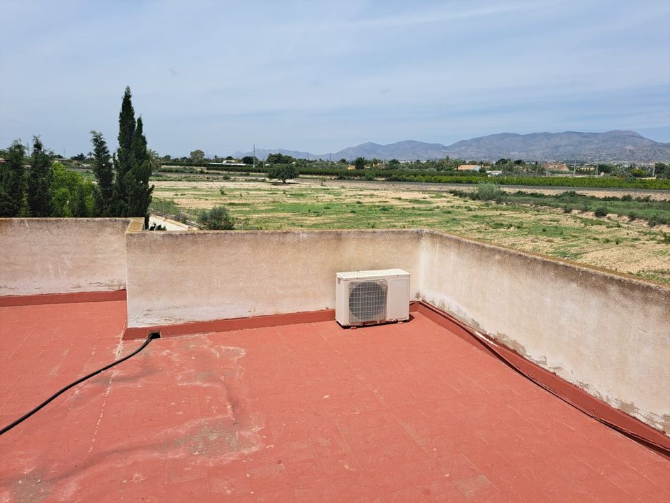 Landhaus mit grossem Gästehaus in Matola / Elche (Alicante) mit total 6 Schlafzimmern, Pool, Sommerküche und Garage, nur 25 Minuten vom Strand entfernt, Costa Blanca / Spanien in Oyten