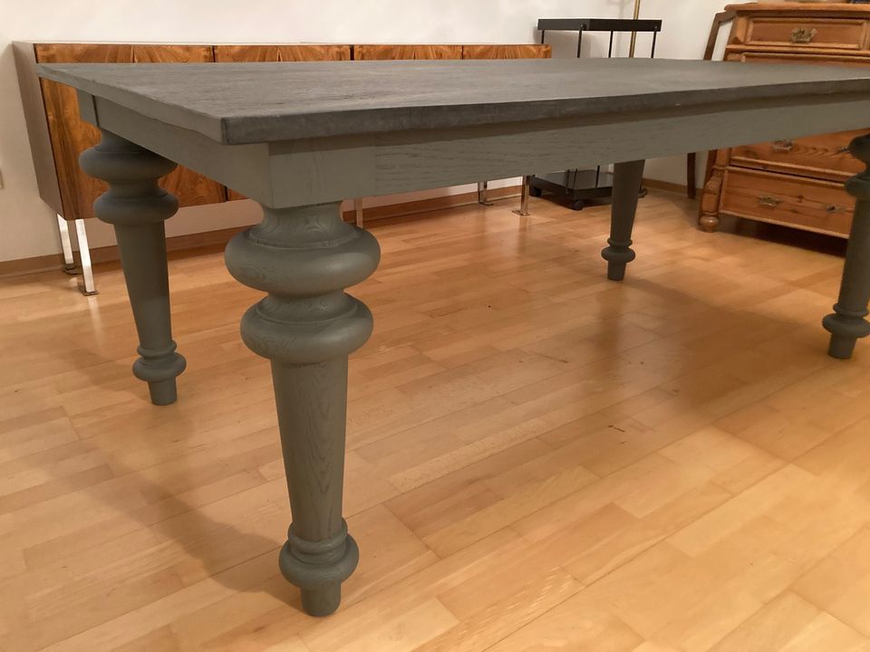 Verkaufe Gervasoni Gray Tisch mit Schieferplatte, Gestell Eiche in Esslingen